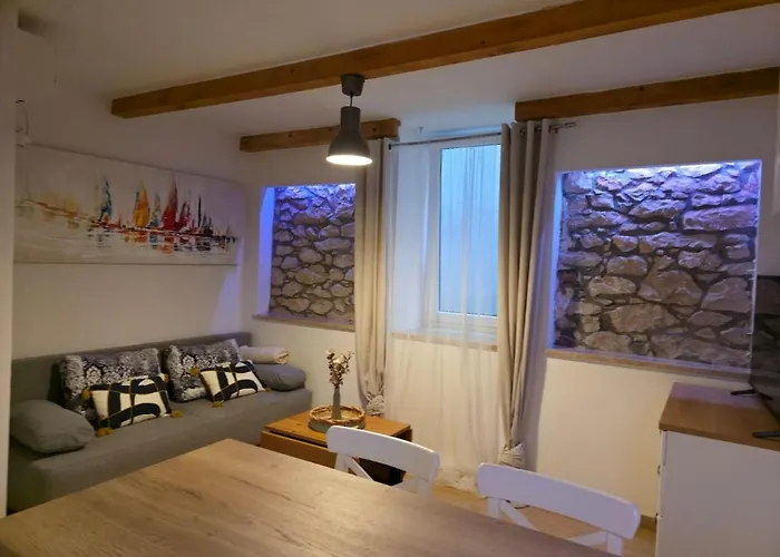 Moki's Place Apartment