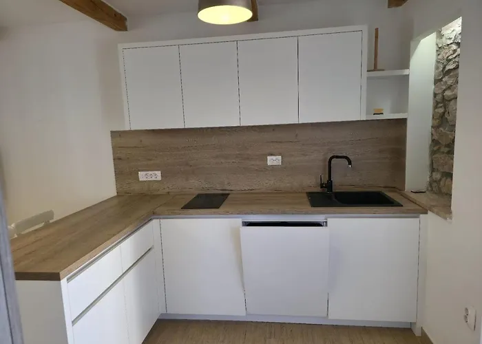 Moki's Place Apartment